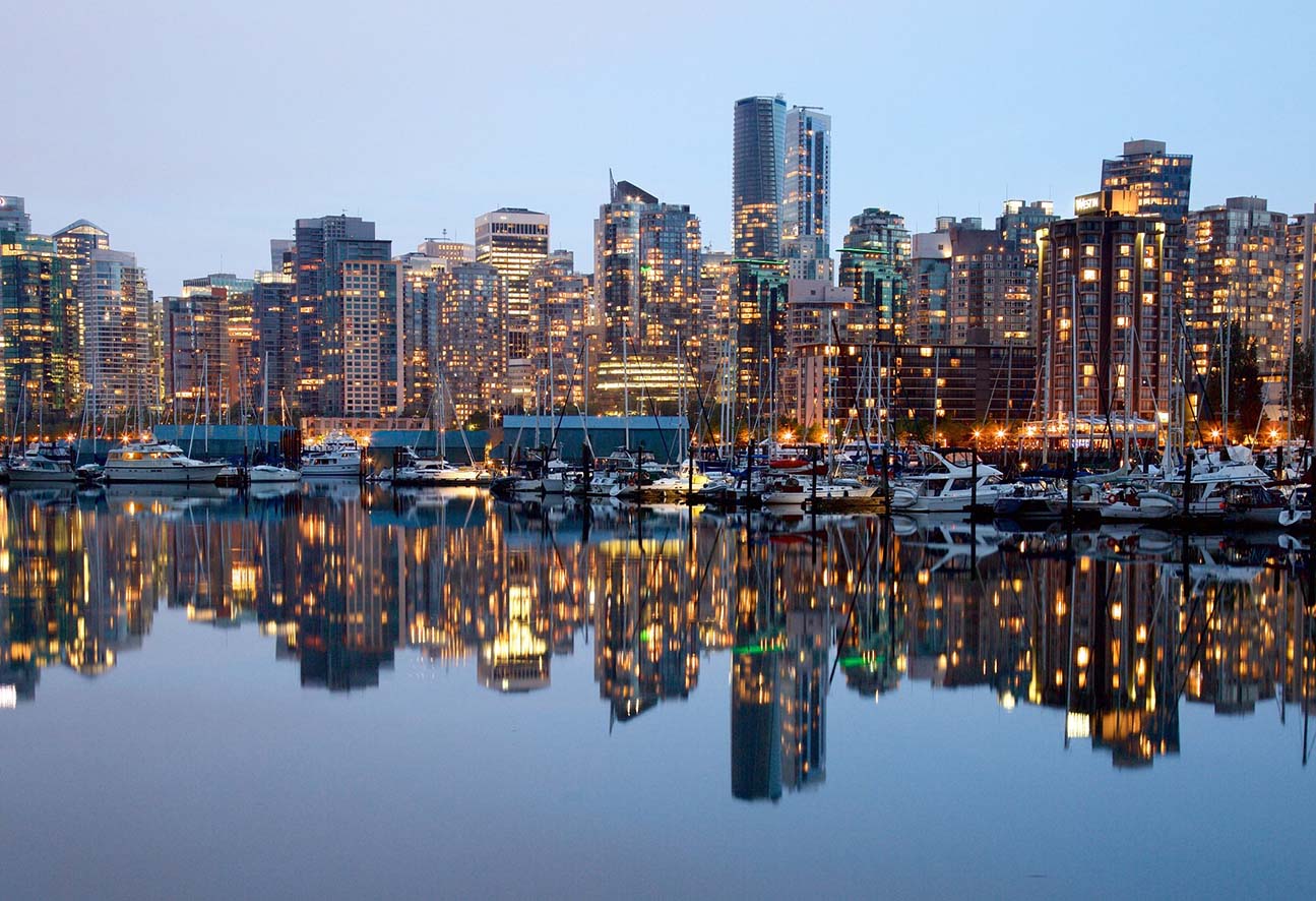 Flight Tips: Navigating the Skies to Vancouver with Ease